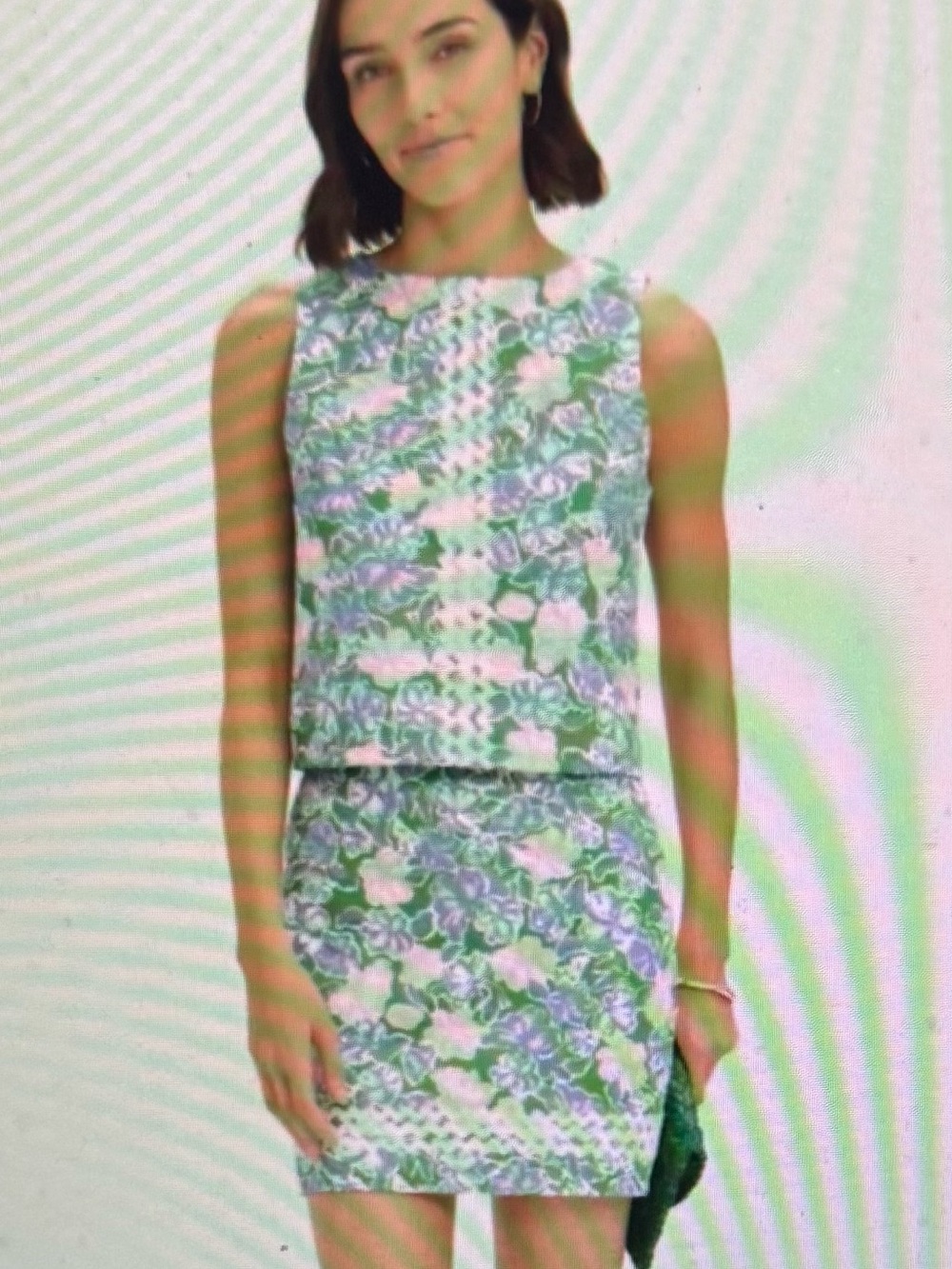 Renwick sports, NWT Green Floral Print Skirt Pastel Blue and Pink Flowers sz 4